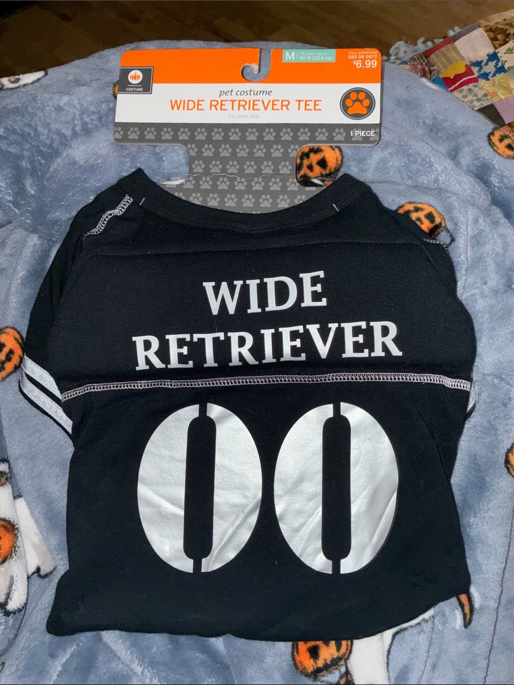 Target Black & White "Wide Retriever" Dog Tee Size Medium